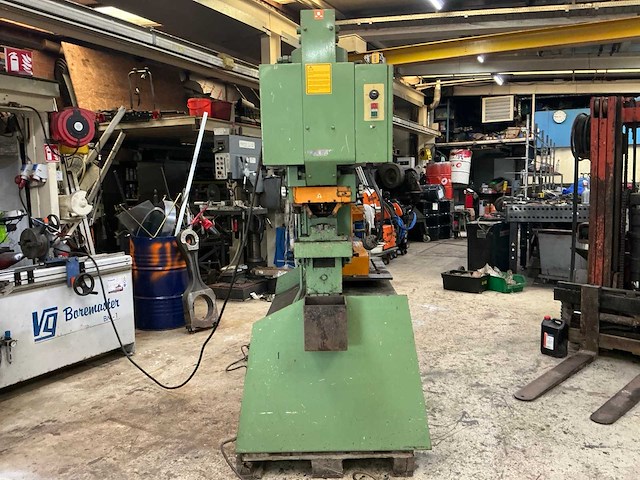 Peddinghaus peddimax 601 pons- en knipmachine - afbeelding 12 van  12