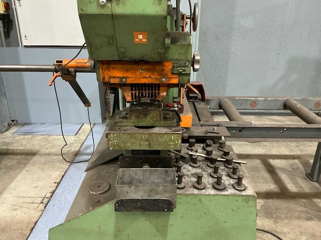 Peddinghaus peddimax 602 pons- en knipmachine - afbeelding 20 van  20