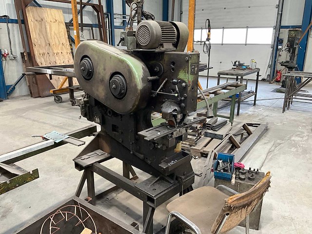 Peddinghous 210d/11 pons- en knipmachine - afbeelding 1 van  12