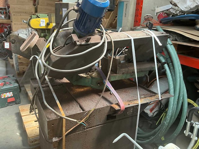 Pedrazzoli beugelzaagmachine - afbeelding 2 van  4