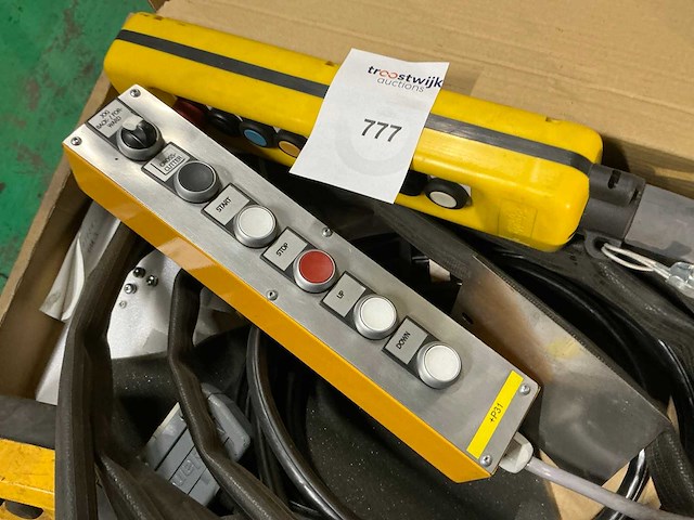 Peerbediening (3x) - afbeelding 2 van  4