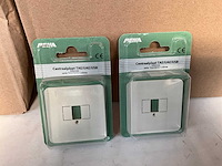 Peha centraalplaat tae/uae/usb inbouw serie standaard creme (175x) - afbeelding 1 van  2