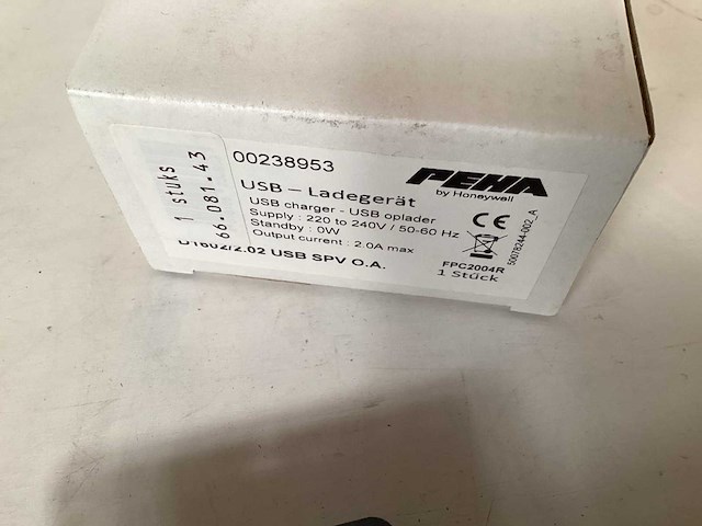 Peha usb wandcontactdoos 2 voudig (21x) - afbeelding 3 van  3