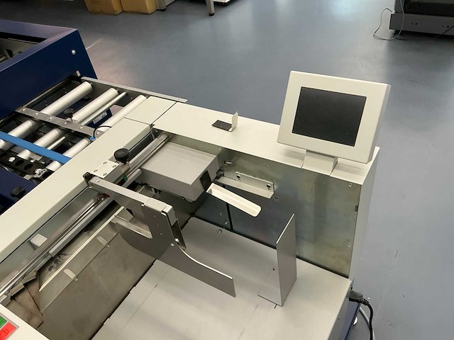 Peleman vpaper tower “lay-flat” machine - afbeelding 12 van  16