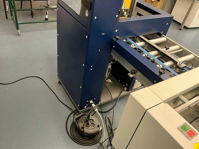 Peleman vpaper tower “lay-flat” machine - afbeelding 2 van  16
