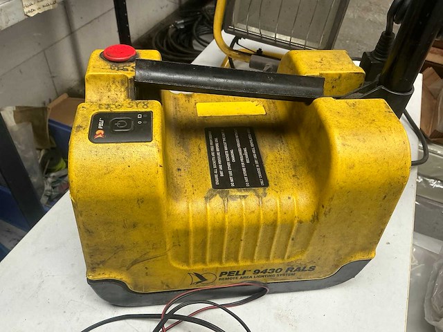 Peli 9430 rals werflamp op accu - afbeelding 4 van  8