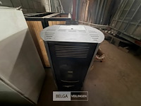 Pelletkachel puros - afbeelding 1 van  7