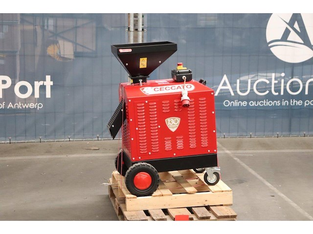 Pelletpers ceccato magic elektrisch 5.5pk 2022 nieuw - afbeelding 1 van  1