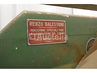 Pennenbank met pennenafronder renzo balestrini - afbeelding 2 van  8