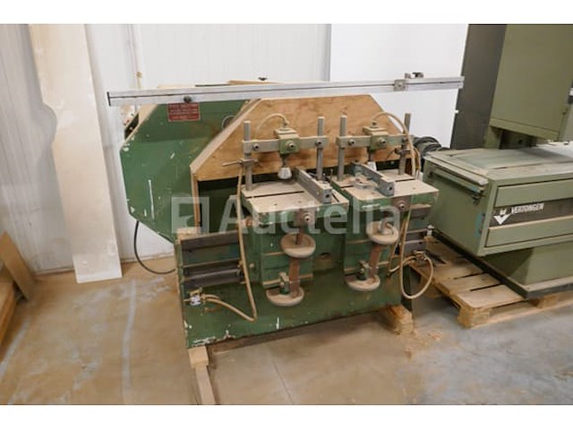 Pennenbank met pennenafronder renzo balestrini - afbeelding 6 van  8