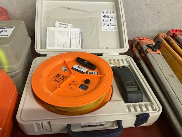 Pentax alnucomp digitale waterpasslang - afbeelding 1 van  4