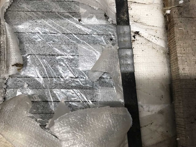 Pepperino dark tegels ca. 23,76m2 - afbeelding 1 van  3