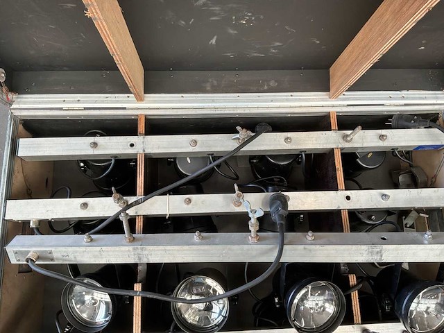 Per spot set van 4 roosters van 4 spots - afbeelding 6 van  8