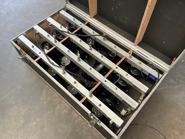 Per spot set van 4 roosters van 4 spots - afbeelding 8 van  8