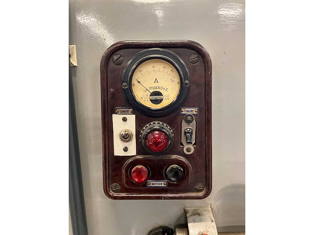 Perfecta pivano vellen formaat snijmachine - afbeelding 11 van  25