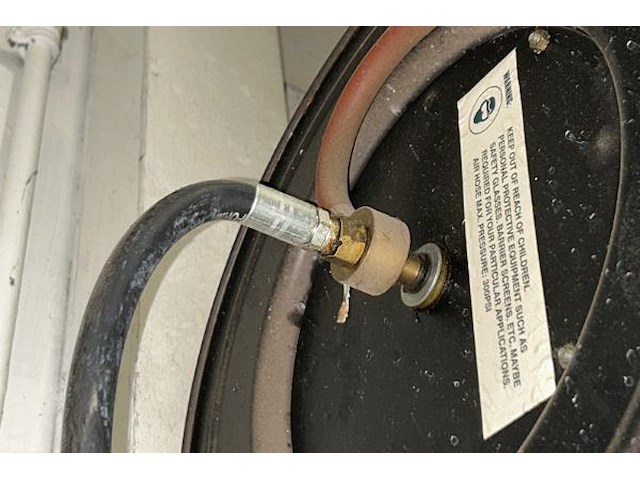 Persluchtslang op haspel - afbeelding 3 van  4