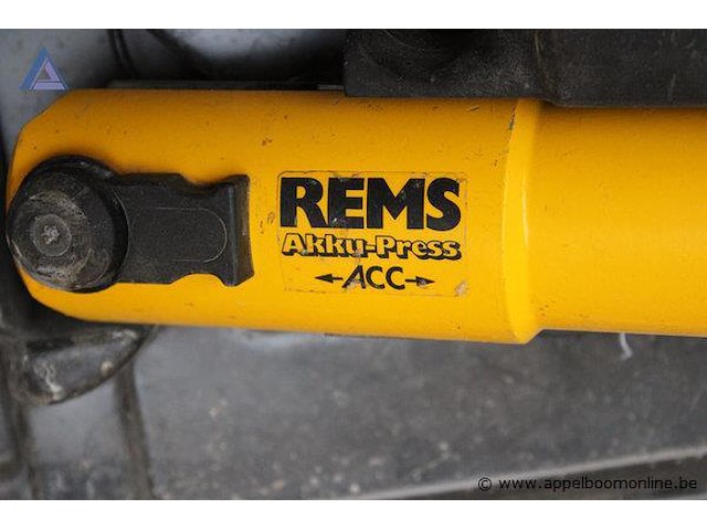 Persmachine - rems - akku press li-ion 22v 2 batterijen toebehoren - koffer, persbekken - afbeelding 3 van  3