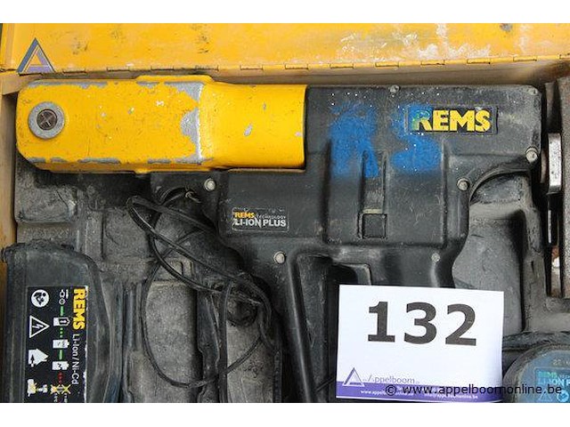 Persmachine - rems - power-press toebehoren - perskoppelingen, koffer - afbeelding 2 van  4