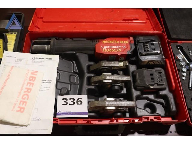 Persmachine - rothenberger - 25.4024 toebehoren - accu's, bekken, oplader, koffer, handleiding - afbeelding 1 van  3