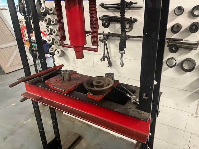 Persmachine met toebehoren - afbeelding 6 van  12