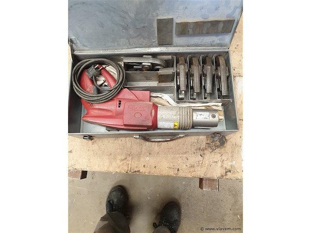 Persmachine ridgid met persbekken - afbeelding 1 van  1