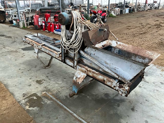 Persmachine voor potgrond - afbeelding 10 van  16