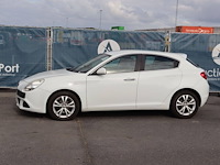 Personenauto alfa romeo giulietta diesel 105pk 2012 (marge) - afbeelding 1 van  1