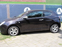Personenauto alfa romeo mito benzine 105pk 2010