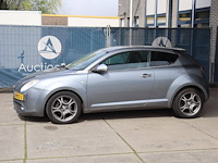 Personenauto alfa romeo mito diesel 84pk 2011 - afbeelding 1 van  1
