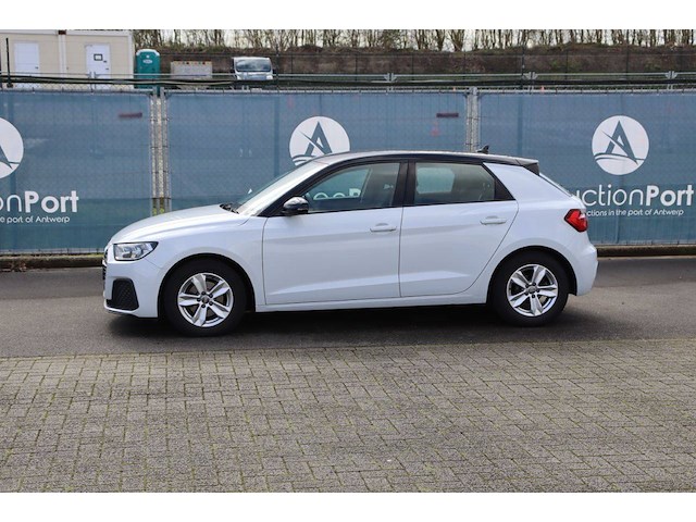 Personenauto audi a1 benzine 116pk 2019 (marge) - afbeelding 1 van  1