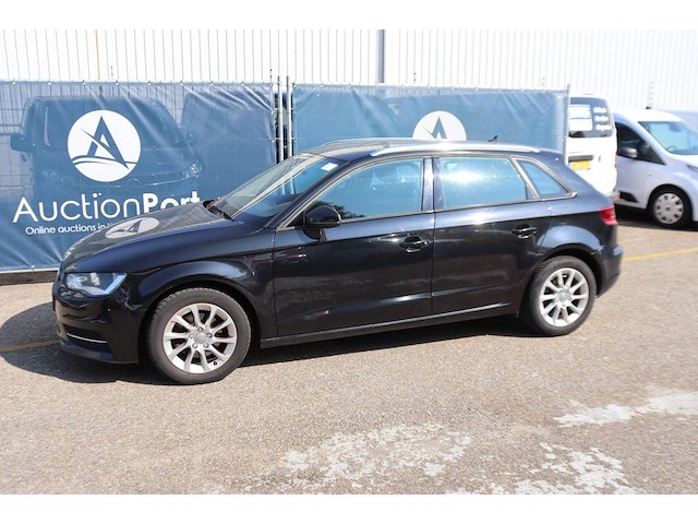 Personenauto audi a3 sportback diesel 105pk 2013 - afbeelding 1 van  1