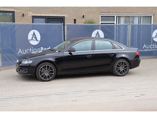 Personenauto audi a4 benzine 161pk 2009 (marge) - afbeelding 1 van  1