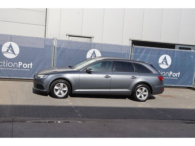 Personenauto audi a4 diesel 149pk 2016 - afbeelding 1 van  1