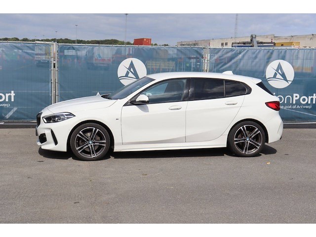 Personenauto bmw 1 benzine 136pk 2021 (marge) - afbeelding 1 van  1