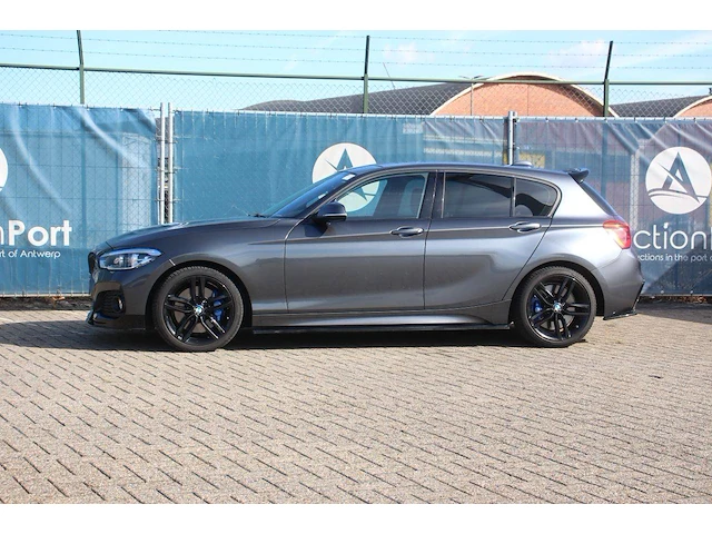 Personenauto bmw 118d xdrive diesel 2017 - afbeelding 1 van  1