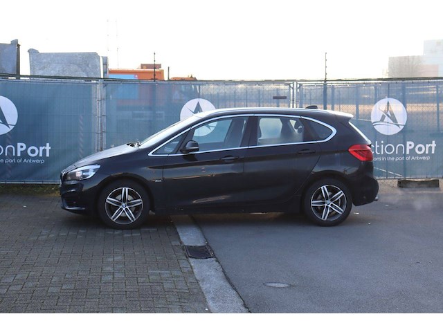 Personenauto bmw 218d diesel 150pk 2017 (marge) - afbeelding 1 van  1