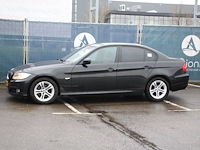Personenauto bmw 318i business line benzine 105kw 2010 (marge) - afbeelding 1 van  1