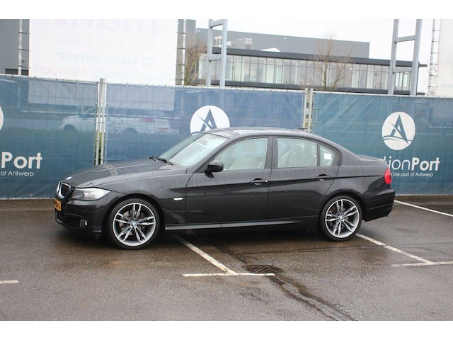 Personenauto bmw 320i high executive benzine 125kw 2010 (marge) - afbeelding 1 van  1