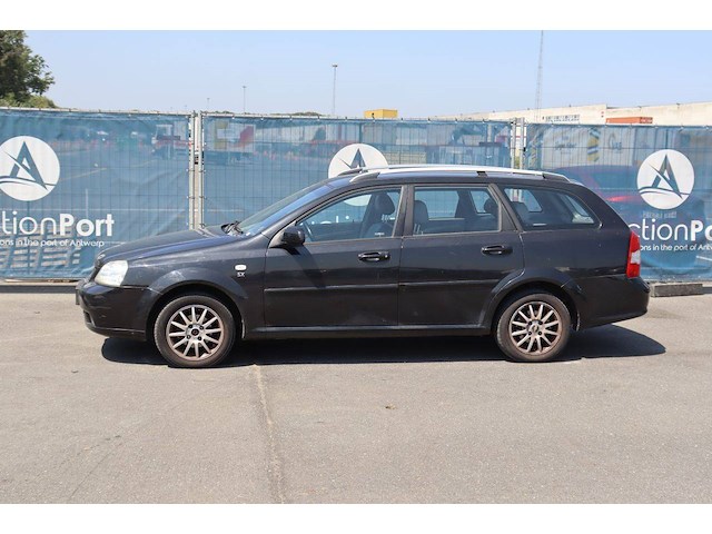 Personenauto chevrolet nubira benzine 109pk 2005 - afbeelding 1 van  1