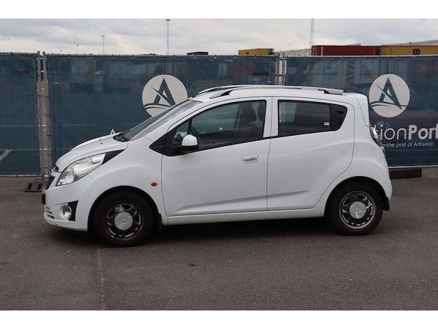 Personenauto chevrolet spark benzine 68pk 2010 (marge) - afbeelding 1 van  1
