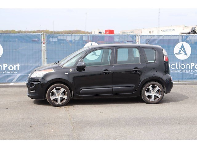 Personenauto citroën c3 benzine 110pk 2016 (marge) - afbeelding 1 van  1