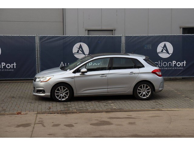 Personenauto citroën c4 diesel 2013 - afbeelding 1 van  1