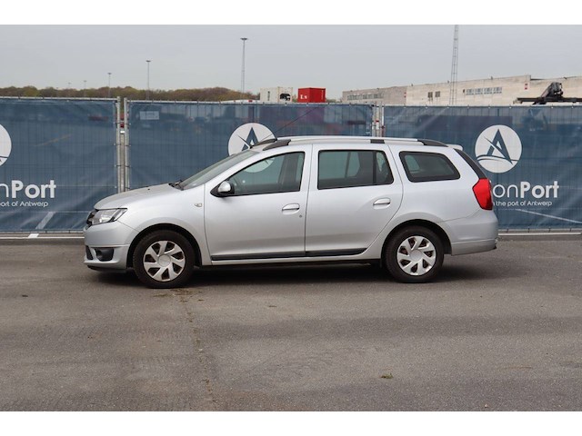 Personenauto dacia logan benzine 90pk 2014 (marge) - afbeelding 1 van  1