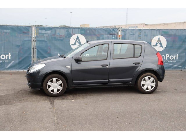 Personenauto dacia sandero benzine 75pk 2009 (marge) - afbeelding 1 van  1