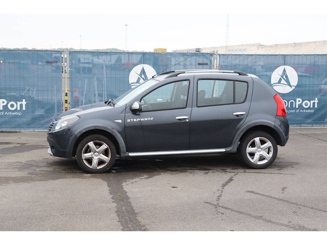 Personenauto dacia sandero benzine 85pk 2011 (marge) - afbeelding 1 van  1
