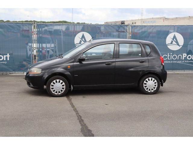 Personenauto daewoo kalos benzine 83pk 2003 (marge) - afbeelding 1 van  1