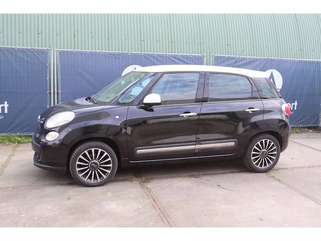 Personenauto fiat 500 l benzine 105pk 2013 (marge) - afbeelding 1 van  1