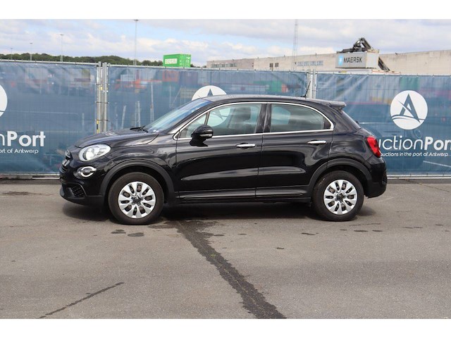 Personenauto fiat 500 x benzine 110pk 2019 (marge) - afbeelding 1 van  1