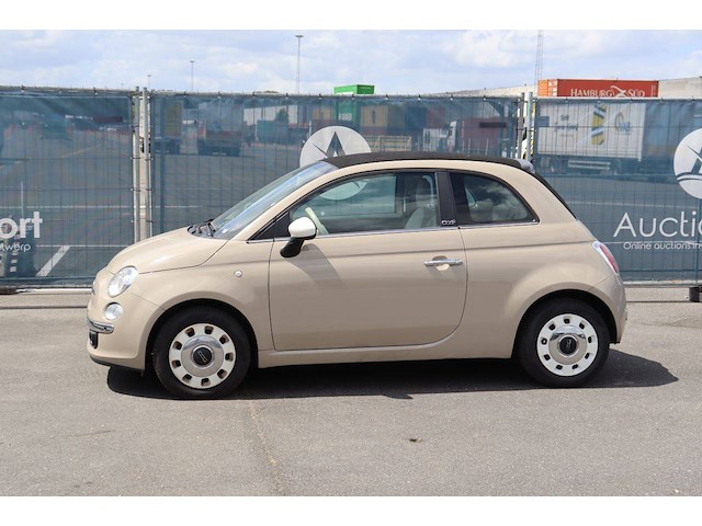 Personenauto fiat 500c benzine 69pk 2014 (marge) - afbeelding 1 van  1