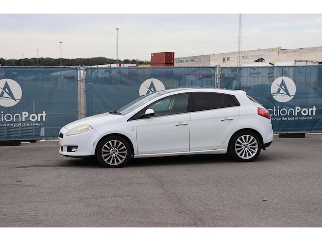 Personenauto fiat bravo diesel 115pk 2008 (marge) - afbeelding 1 van  1